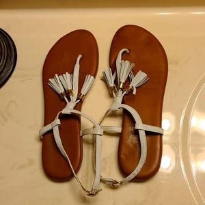 White T-sttap sandal with 3 tassels and gold embellishments size 9